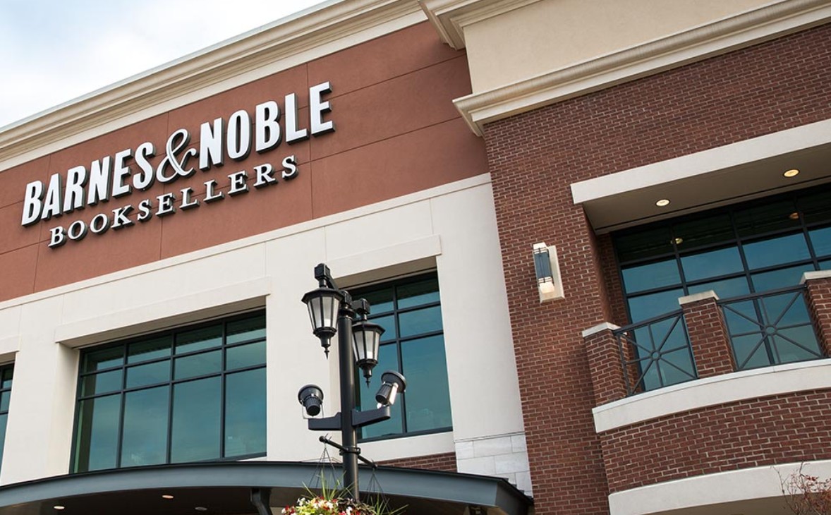 Barnes & Noble Confirmed for Former Party City Space in Aurora Marketplace